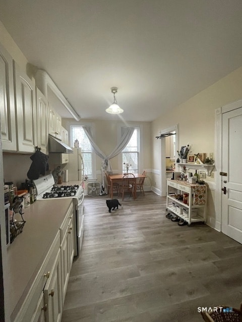 Building Photo - 183 Lawrence St