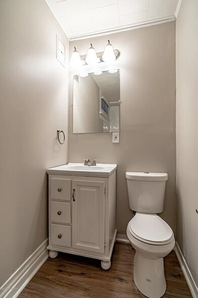 Building Photo - 1031 Dixon Ave