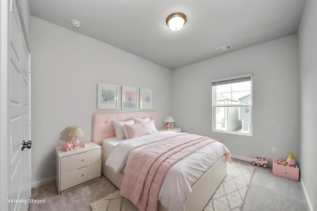 Building Photo - 3830 Glossy Lk Dr