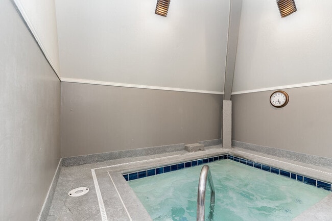 Building Photo - 6413 Sand Point Way NE