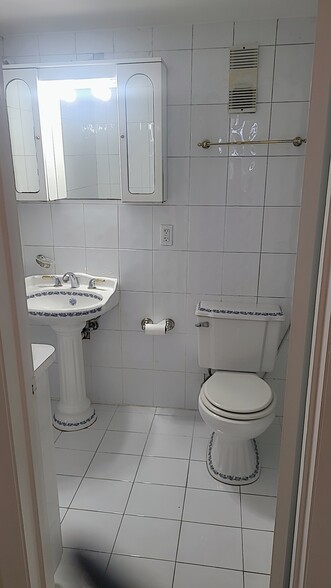 Building Photo - 5033 NW 7th St