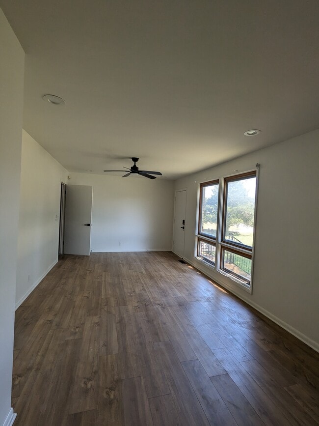 Building Photo - 2710 McKeige Dr