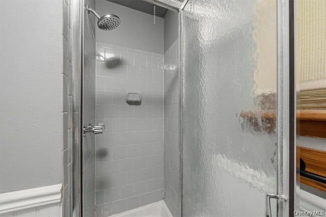 Building Photo - 383 NY-32