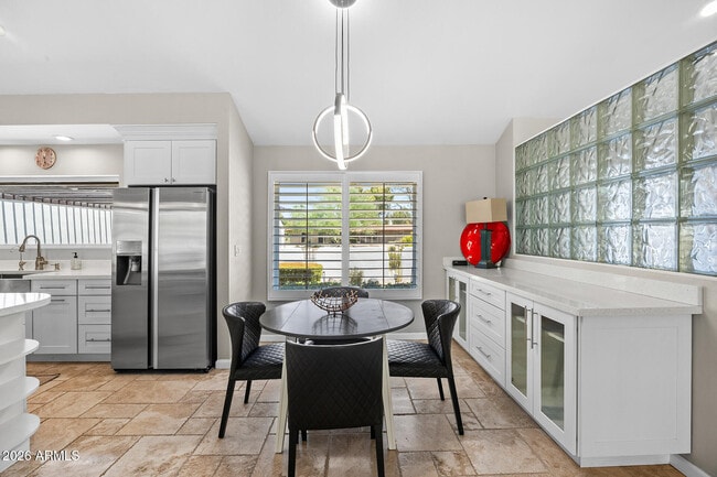 Building Photo - 14436 N Coral Gables Dr