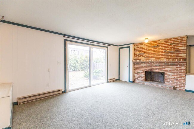 Building Photo - 3 Pebblestone Cir