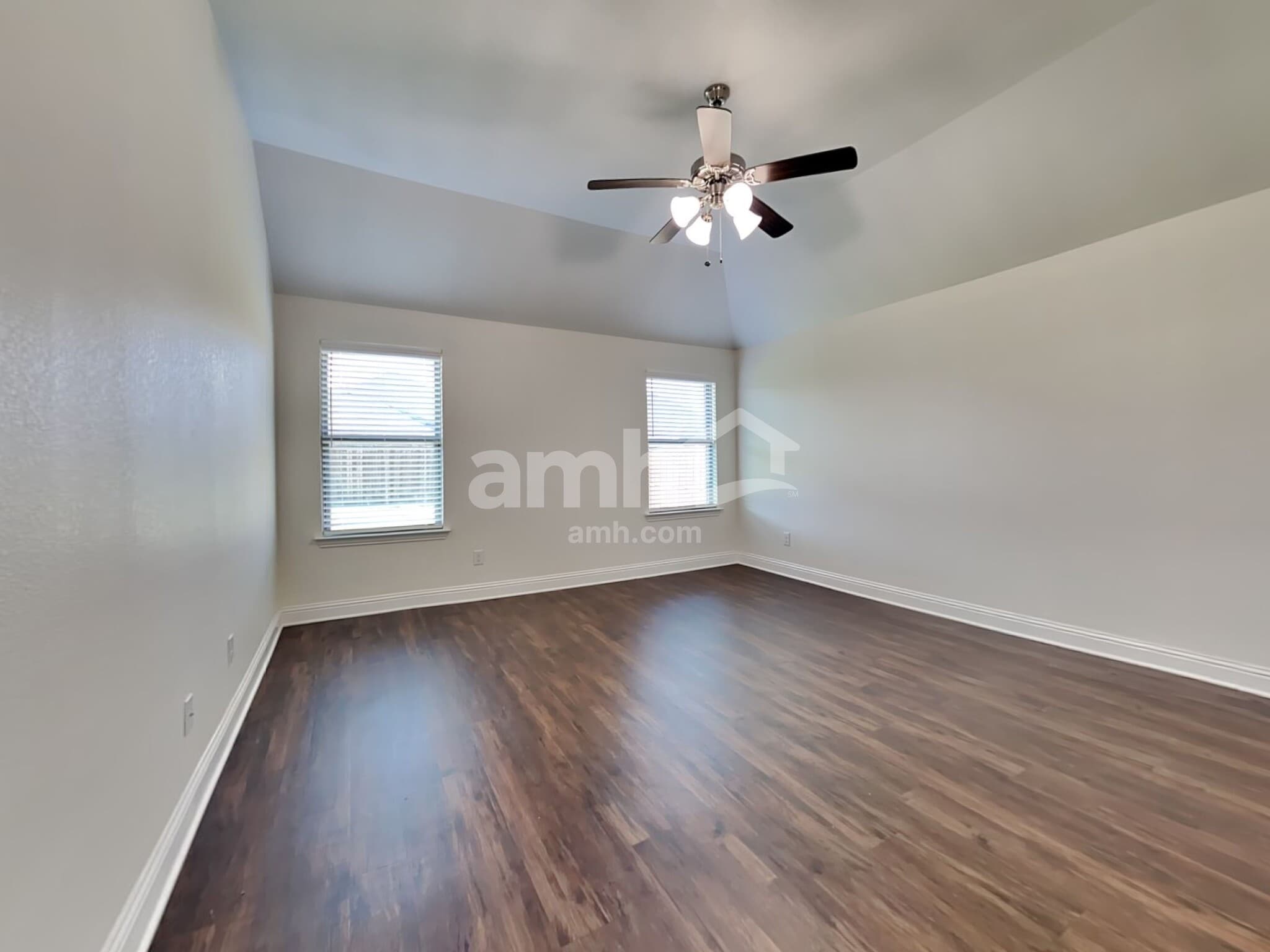 Building Photo - 1802 Bertino Way