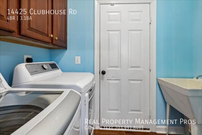 Building Photo - 14425 Clubhouse Rd