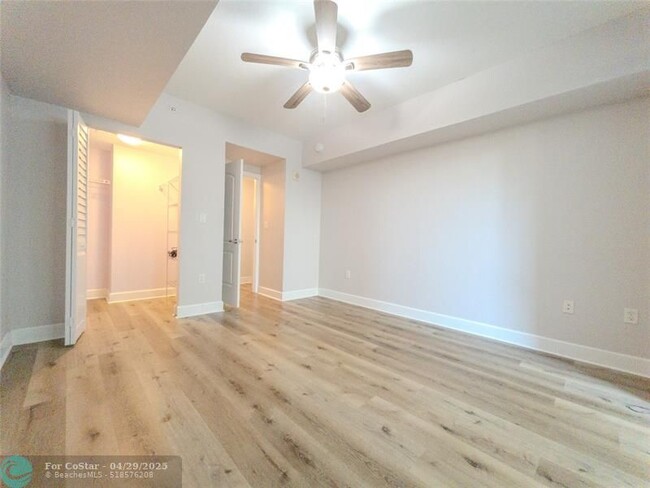 Building Photo - 1830 Radius Dr