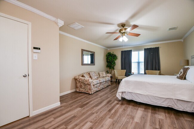 Building Photo - 2810 Powell Springs Ct