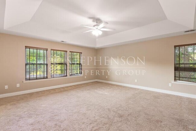 Building Photo - 405 Abbeydale Way