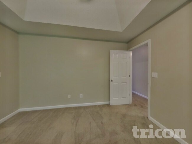 Building Photo - 538 Grove Pointe Ct