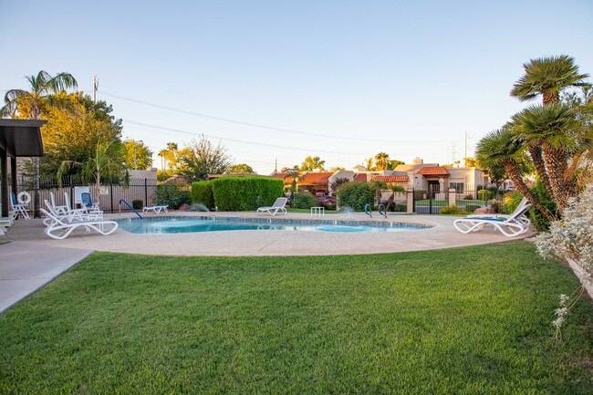 Building Photo - Charming 3-bed/2bath Chandler Home