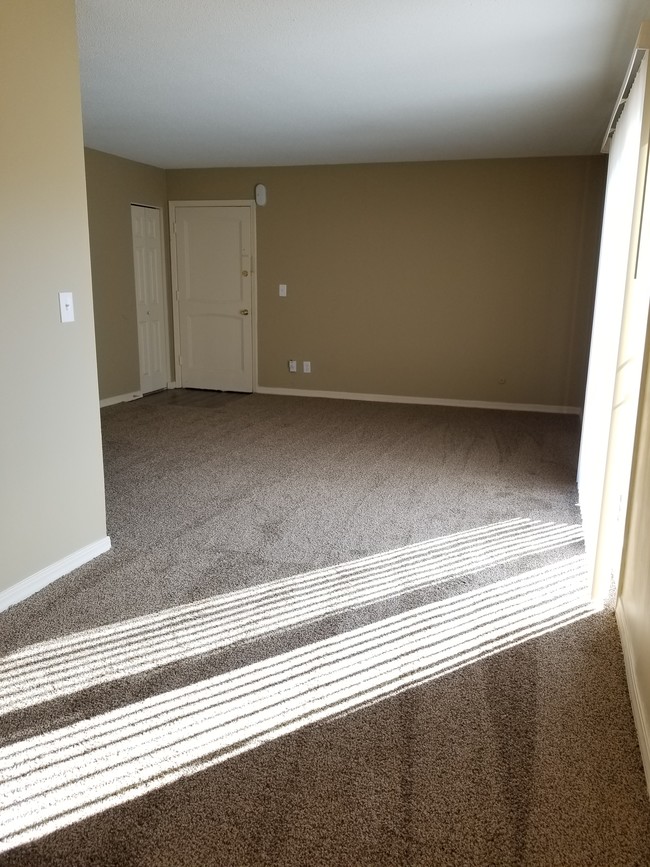 So Much Space! - Sheridan Crossing