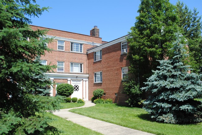 Building Photo - 25501 Lakeshore Blvd