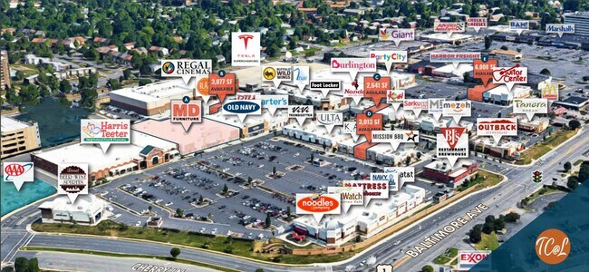 Building Photo - 555 Main St