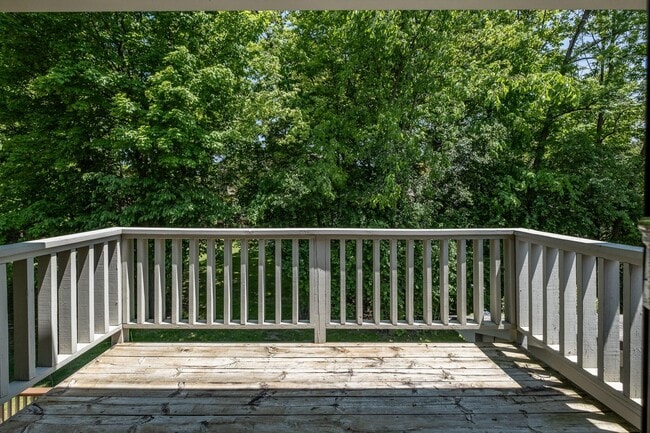 Building Photo - 6979 Pebble Creek Woods Dr