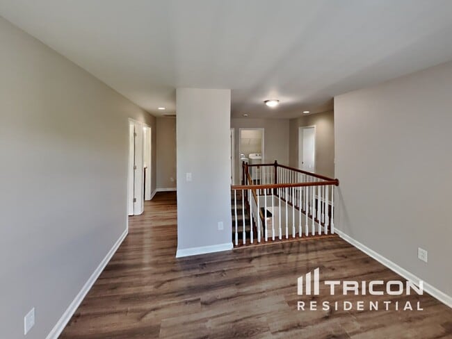 Building Photo - 6456 Fishing Pond Ct