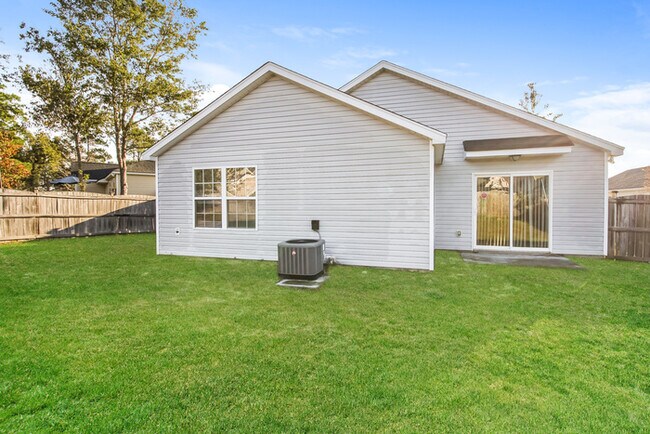 Building Photo - 5 Arthurdale Ct