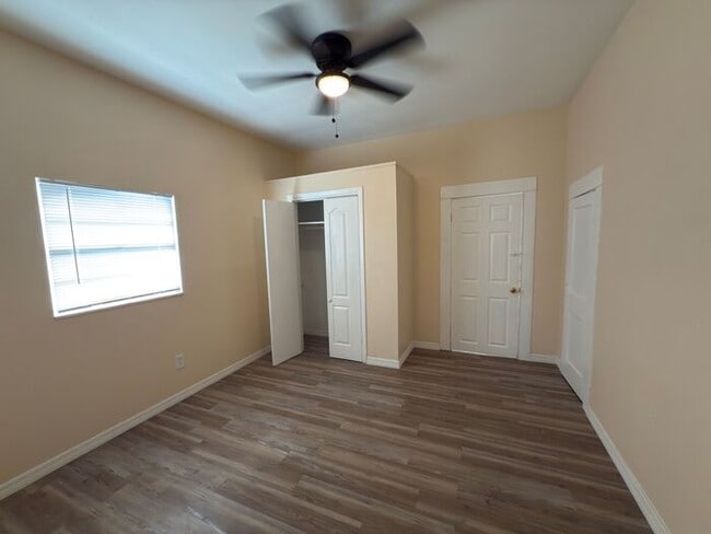 Building Photo - Charming 3 bed 1 bath 1176 Sq. Ft