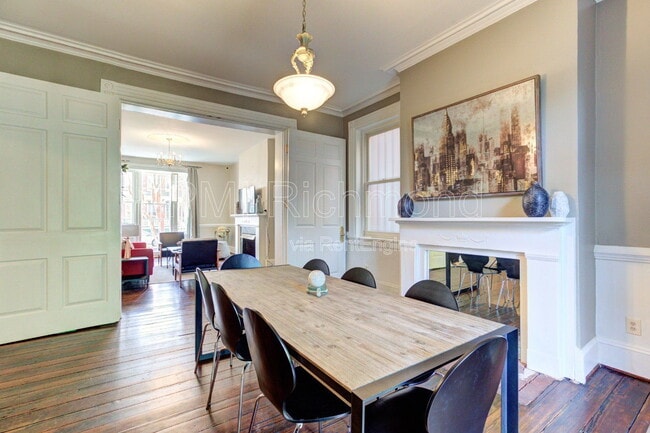 Building Photo - 138 W Clay St