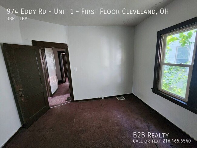 Building Photo - 974 Eddy Rd