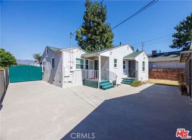 Building Photo - 1021 N Frederic St