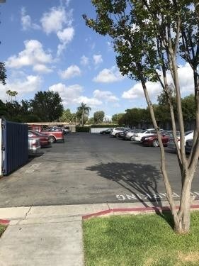 Building Photo - Hacienda Apartments