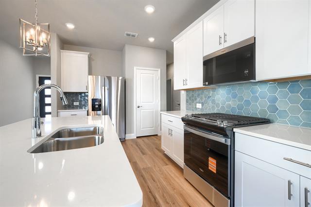 Building Photo - 1206 Booker Dr