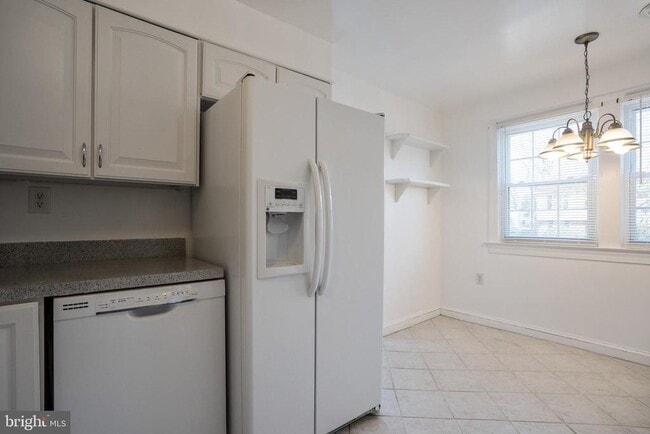 Building Photo - 7709 Ravine Dr