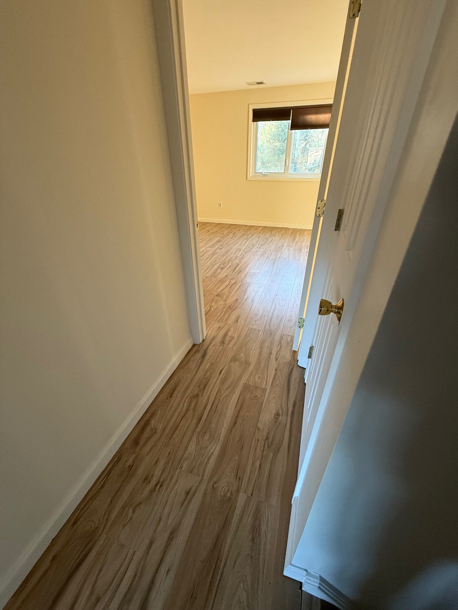 Upstairs Hall way - 76 Oak Ridge Dr