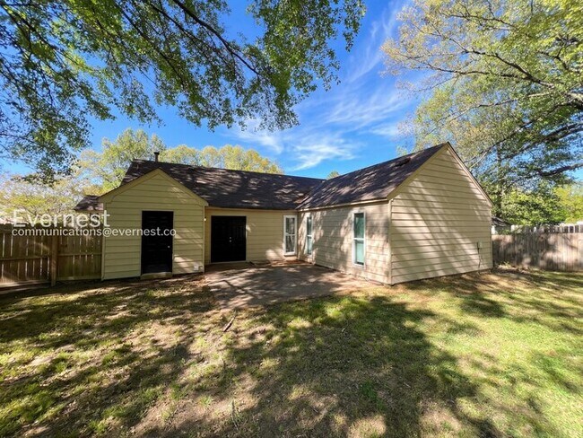 Building Photo - 4257 Renners Rd