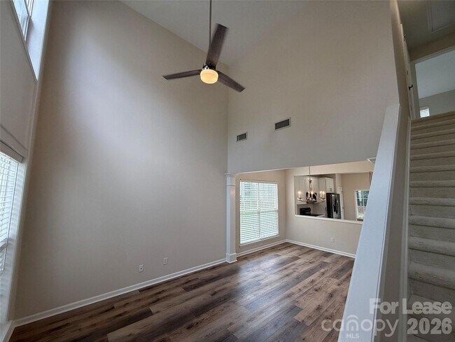 Building Photo - 3404 Laurenhurst Ln