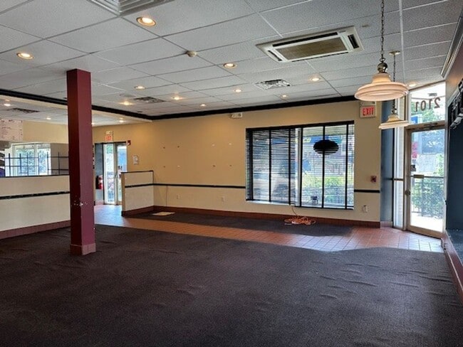 Building Photo - 2101 N 2nd St