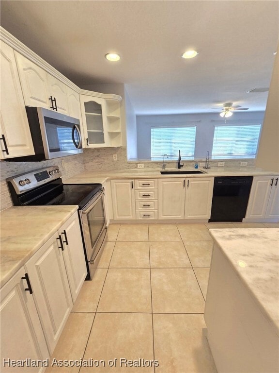 Building Photo - 6491 Orduna Dr