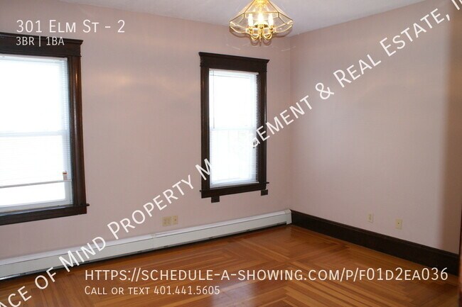 Building Photo - 301 Elm St