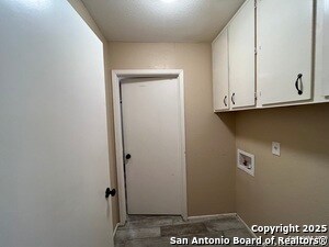 Building Photo - 6522 Ridge Willow Dr