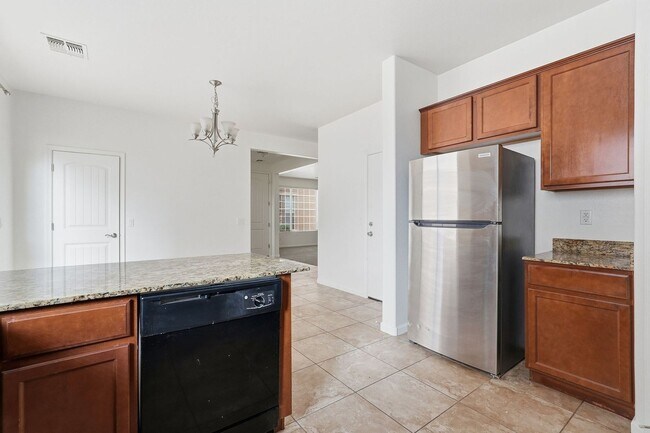 Building Photo - Higley Park Home