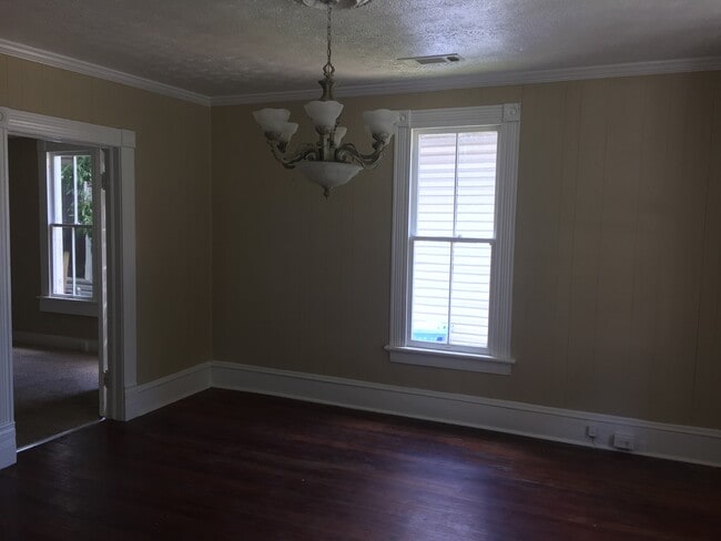 Building Photo - **ON HOLD**Midtown Columbus, GA 3 or 4 Bedroom / 2 Bathroom Home for Rent***