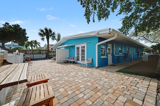 Building Photo - 711 E Gulf Blvd