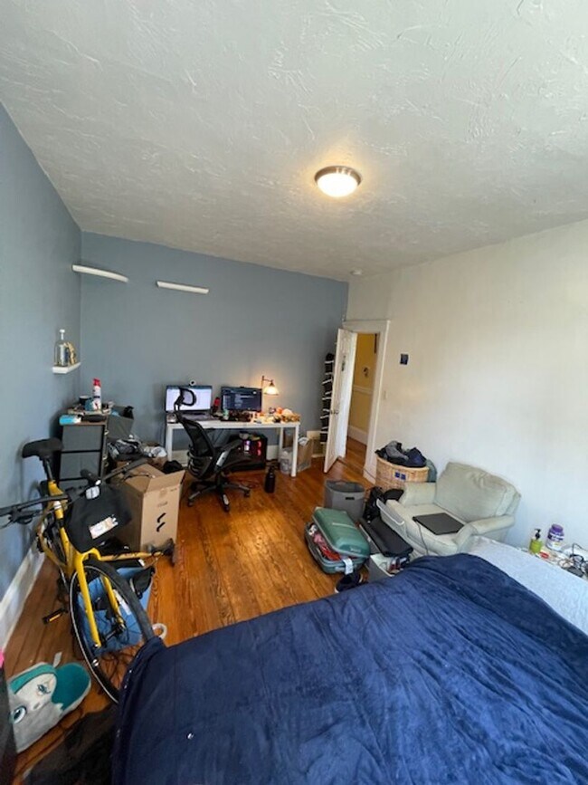 Building Photo - 15 Litchfield St