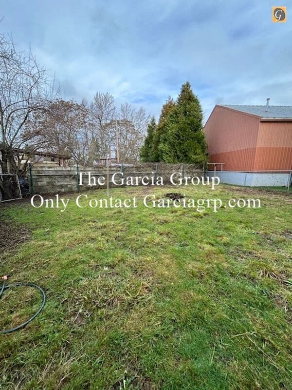 Building Photo - 6924 NE 7th Ave