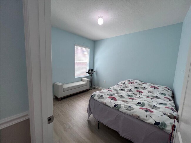 Building Photo - 10120 Hawk Storm Ave