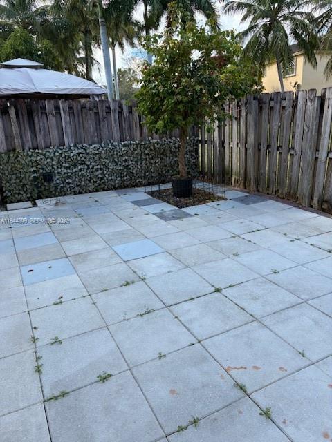 Building Photo - 4127 NE 24th St