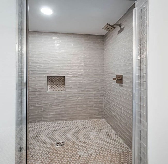 Building Photo - 808 Vibe Pl