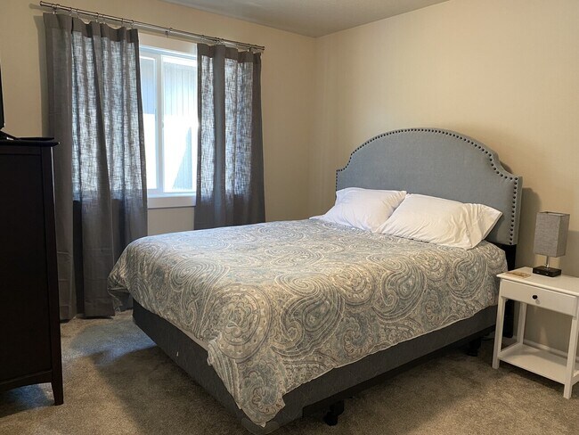 Building Photo - 2220 N Corbin Ct