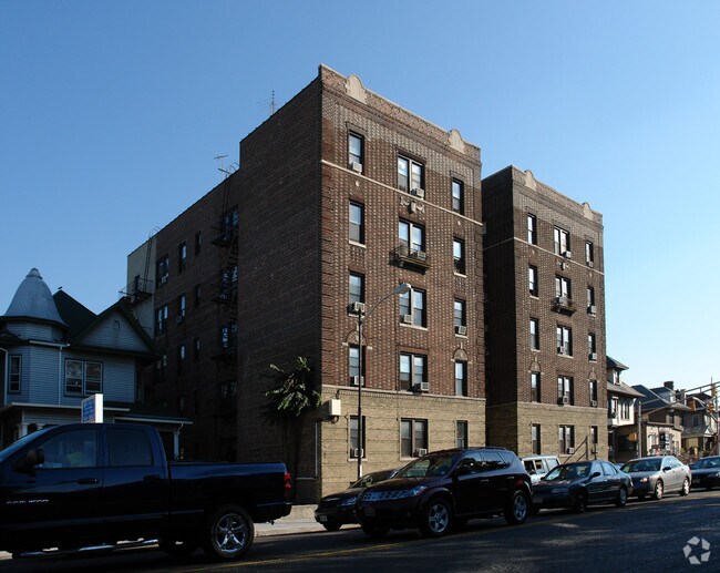 Building Photo - 4500 Kennedy Blvd