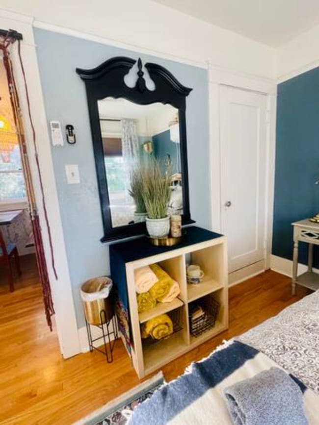 Building Photo - 2910 Grape Street