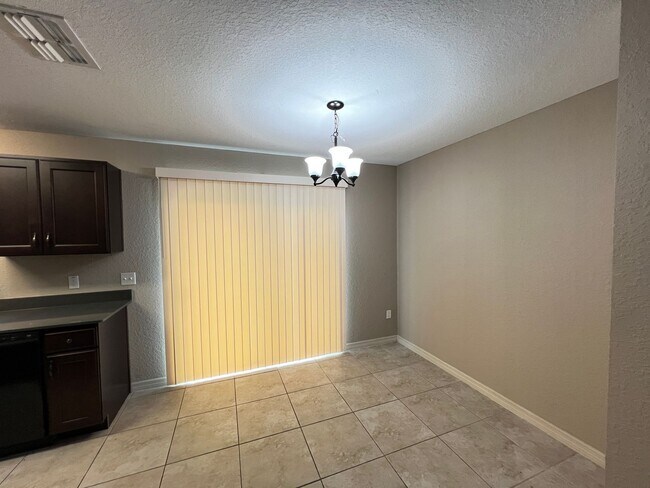 Building Photo - Beautiful 3 Bedroom, 2 Bathroom Home in Ocala!!