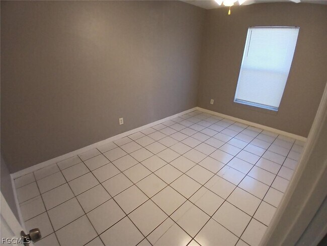 Building Photo - 3516 Dora St