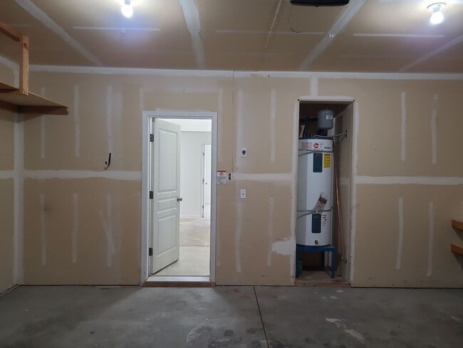 Building Photo - 1/2 OFF NOVMEBER RENT - Sage Vista Home wi...